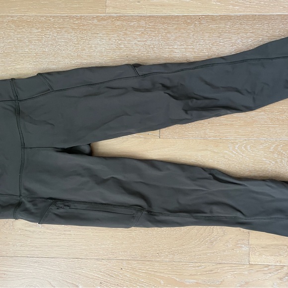 Lululemon crop olive green leggings - Picture 1 of 3
